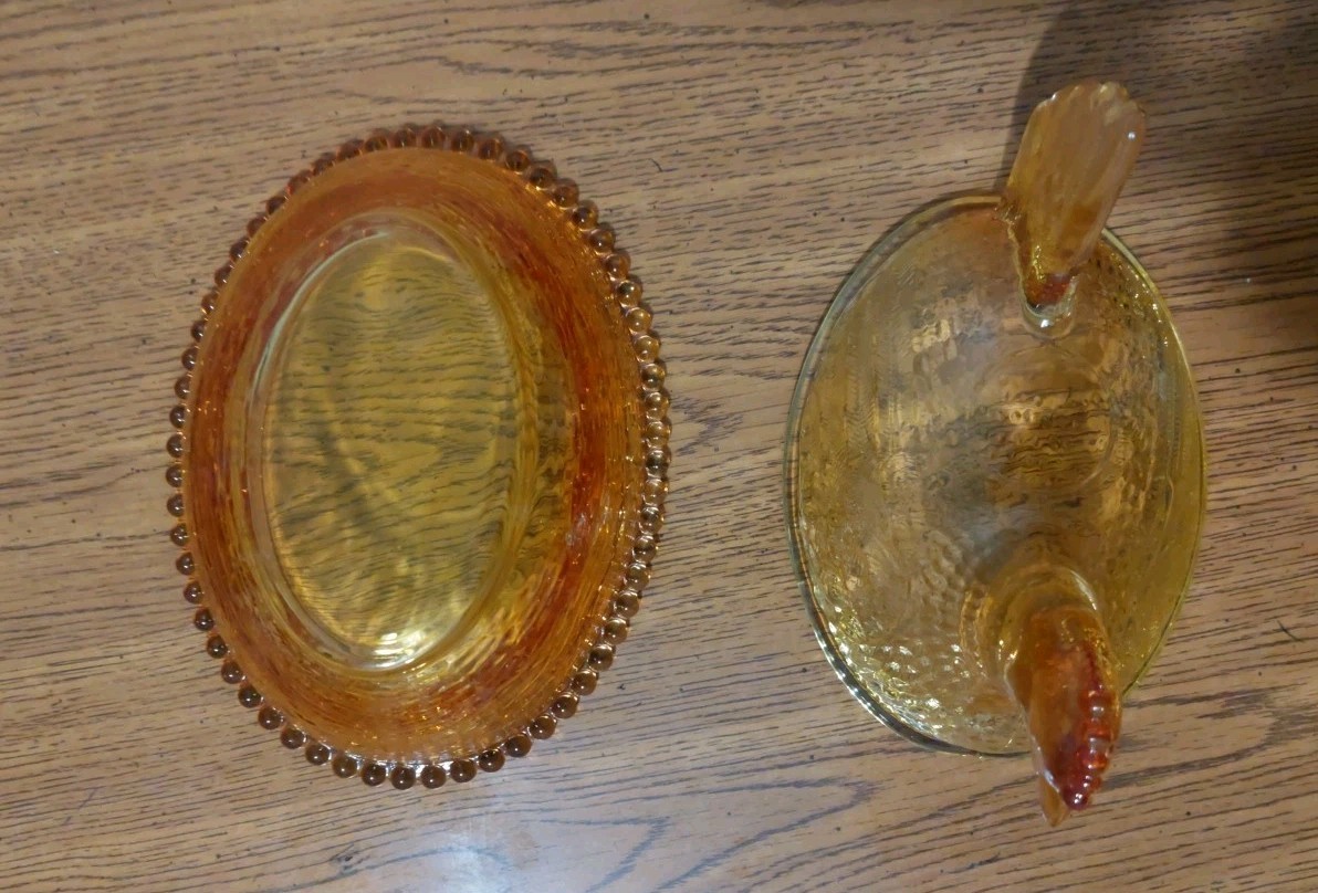 Amber Glass ”Hen on Nest” Covered Dish 5 1/2 In Tall 7 In Long NEW