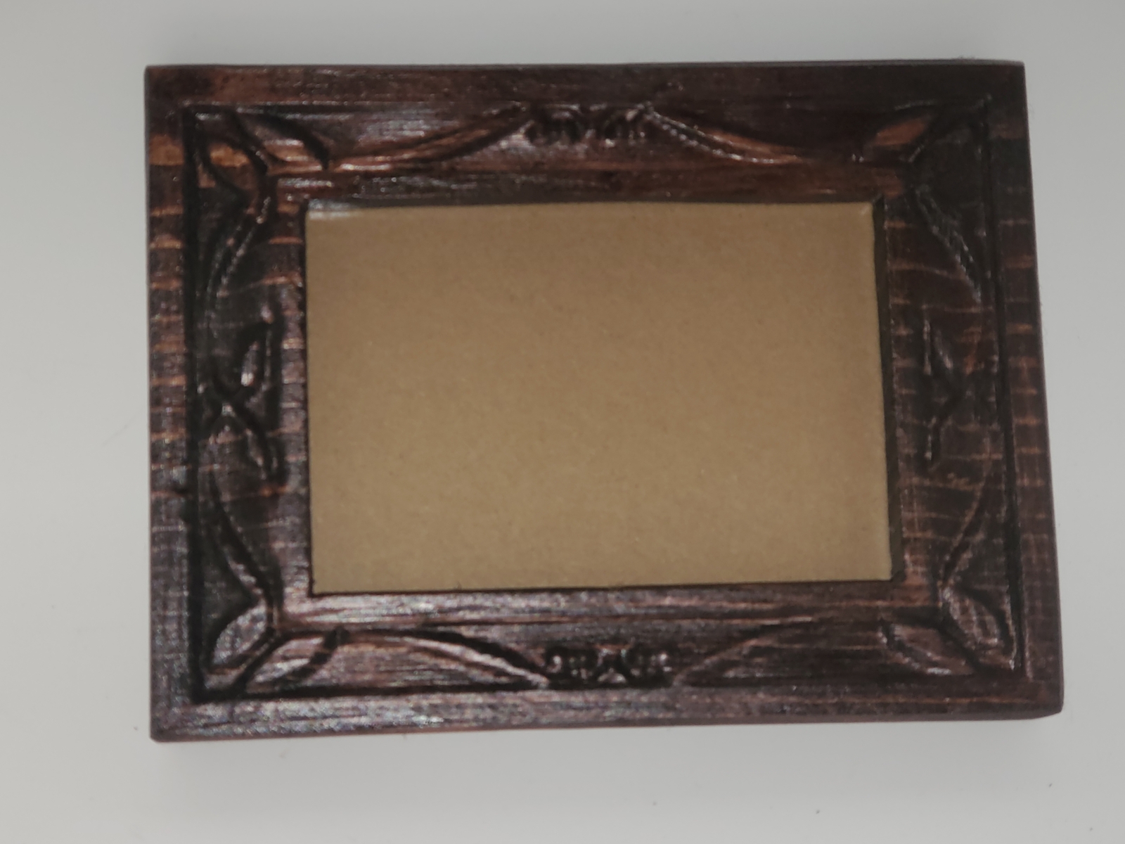 4×6 Carved Picture Frame Bordered Design