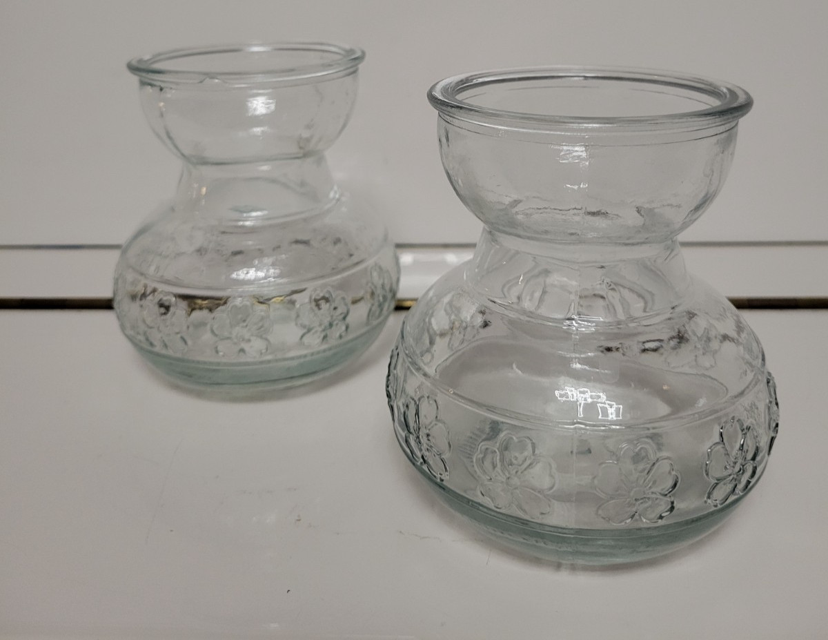 3 CLEAR GLASS ROUND VASES EMBOSSED WITH 4 LEAF CLOVERS 4 INCHES