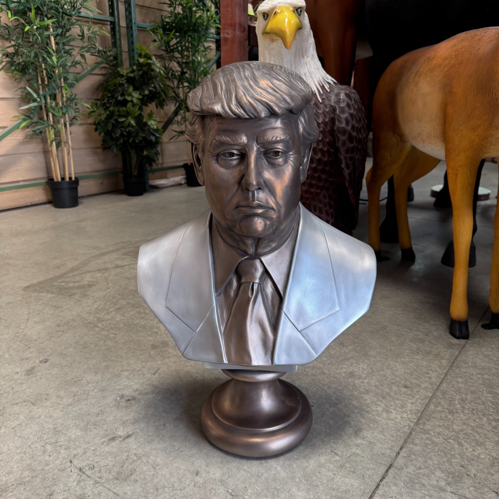 Bronze Finish Donald Trump Bust Resin Statue 45th 47th President Display Prop