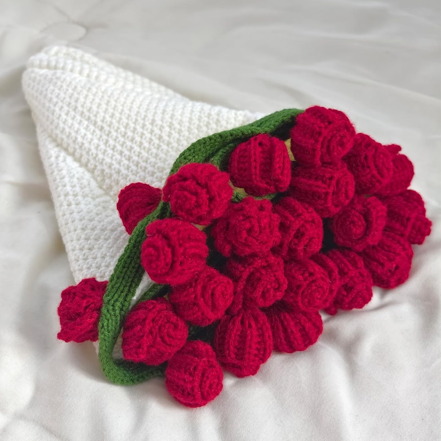 Romantic 3D Rose Bouquet Blanket – Handmade Crochet Gift for All Occasions