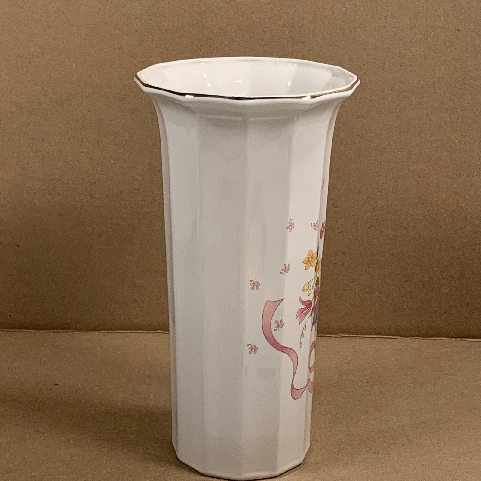Vintage Fine China Japan Fluted Floral Vase Gold Trim White Dodecagon/12 Sides