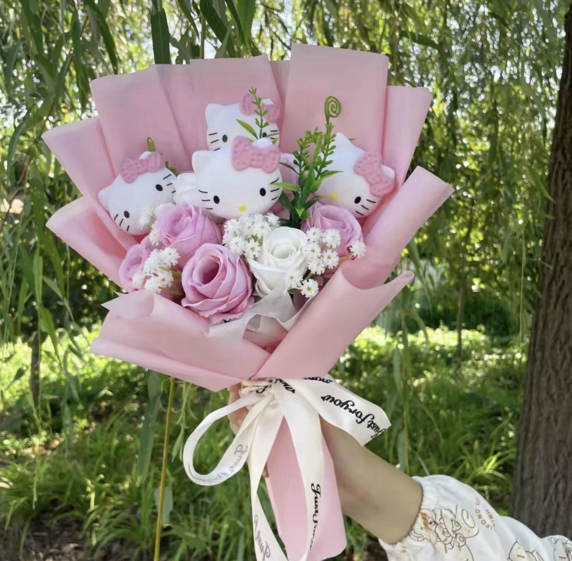 Hello Kitty Artificial Rose Bouquet Pink White Green Cartoon Theme
