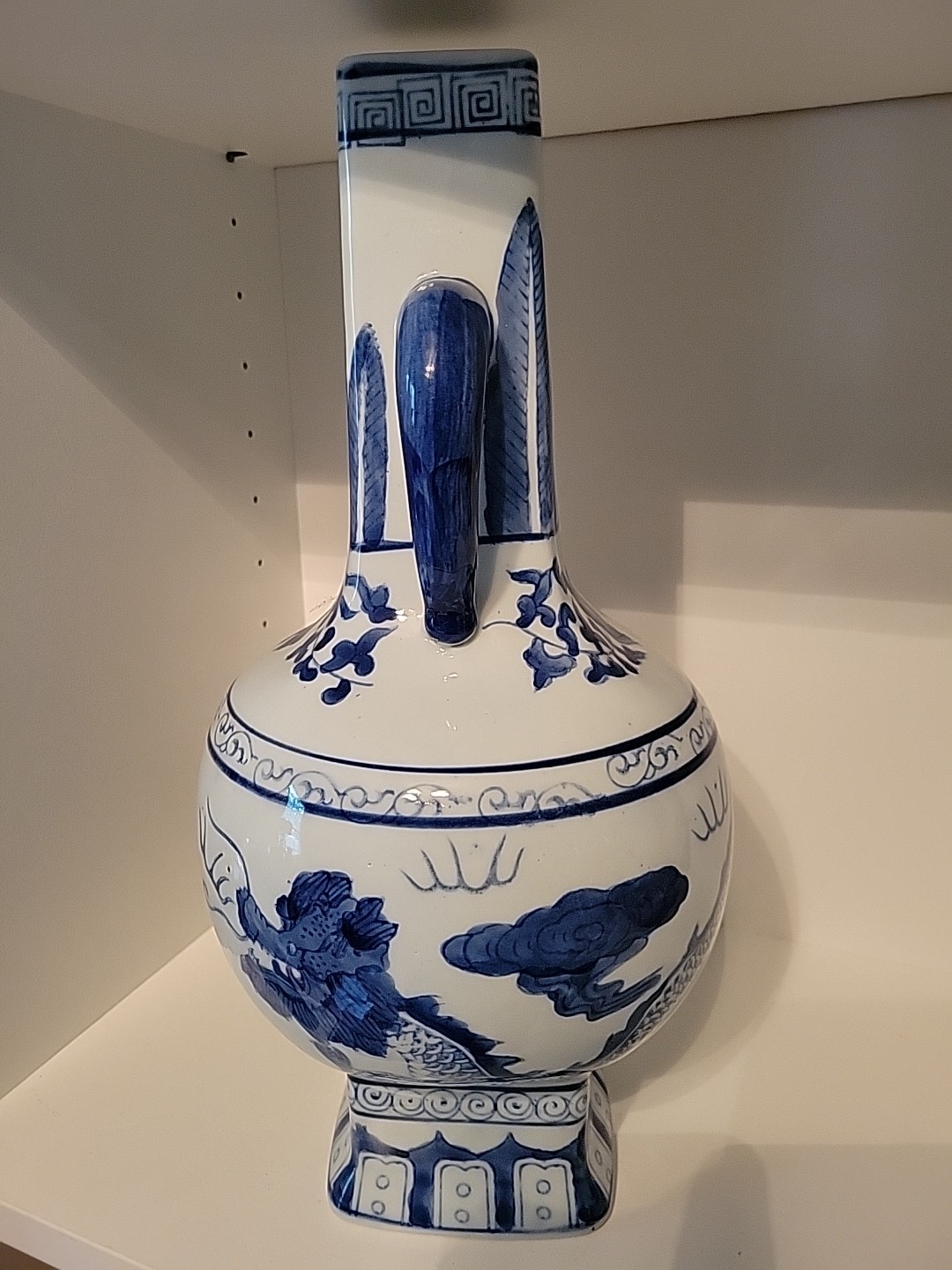 Asian Chinoiserie Vase Dragons Large Three Hands Corp Ceramic Blue White decor