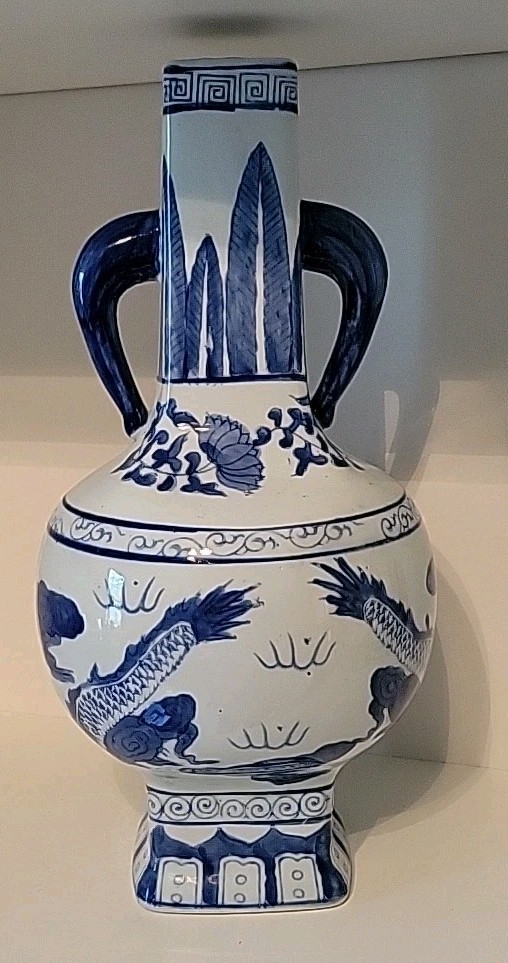 Asian Chinoiserie Vase Dragons Large Three Hands Corp Ceramic Blue White decor