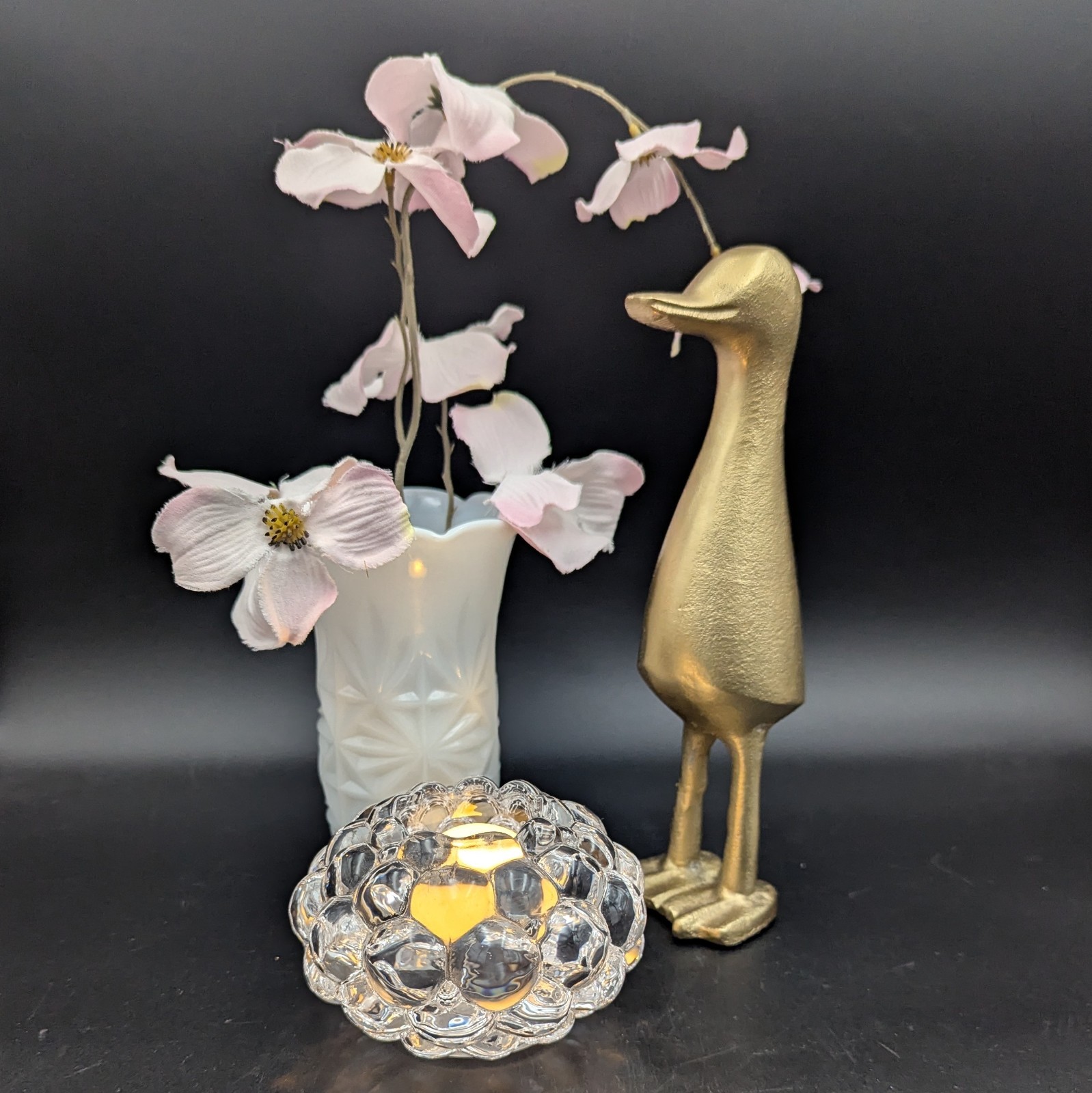 Minimalist Gold Standing Duck Sculpture – Cast Aluminum