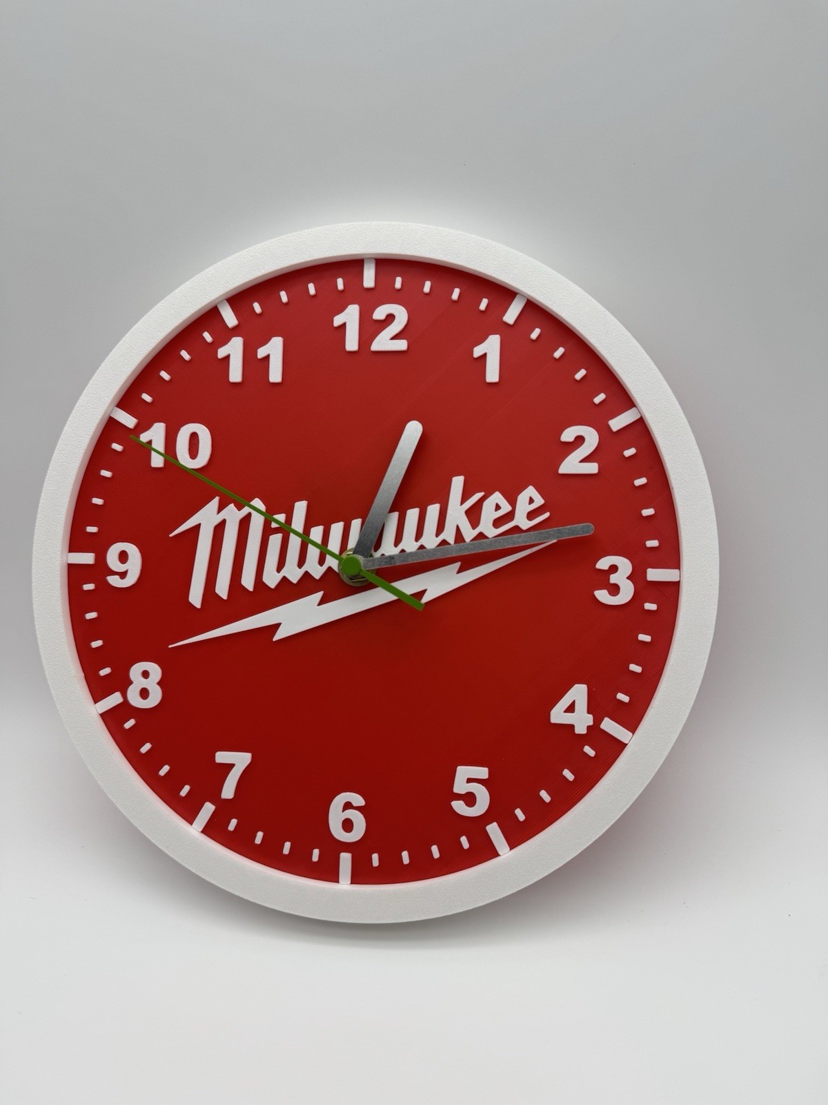 Milwaukee Tools – 10” Wall Clock Smooth Sweep Garage Shop Mancave
