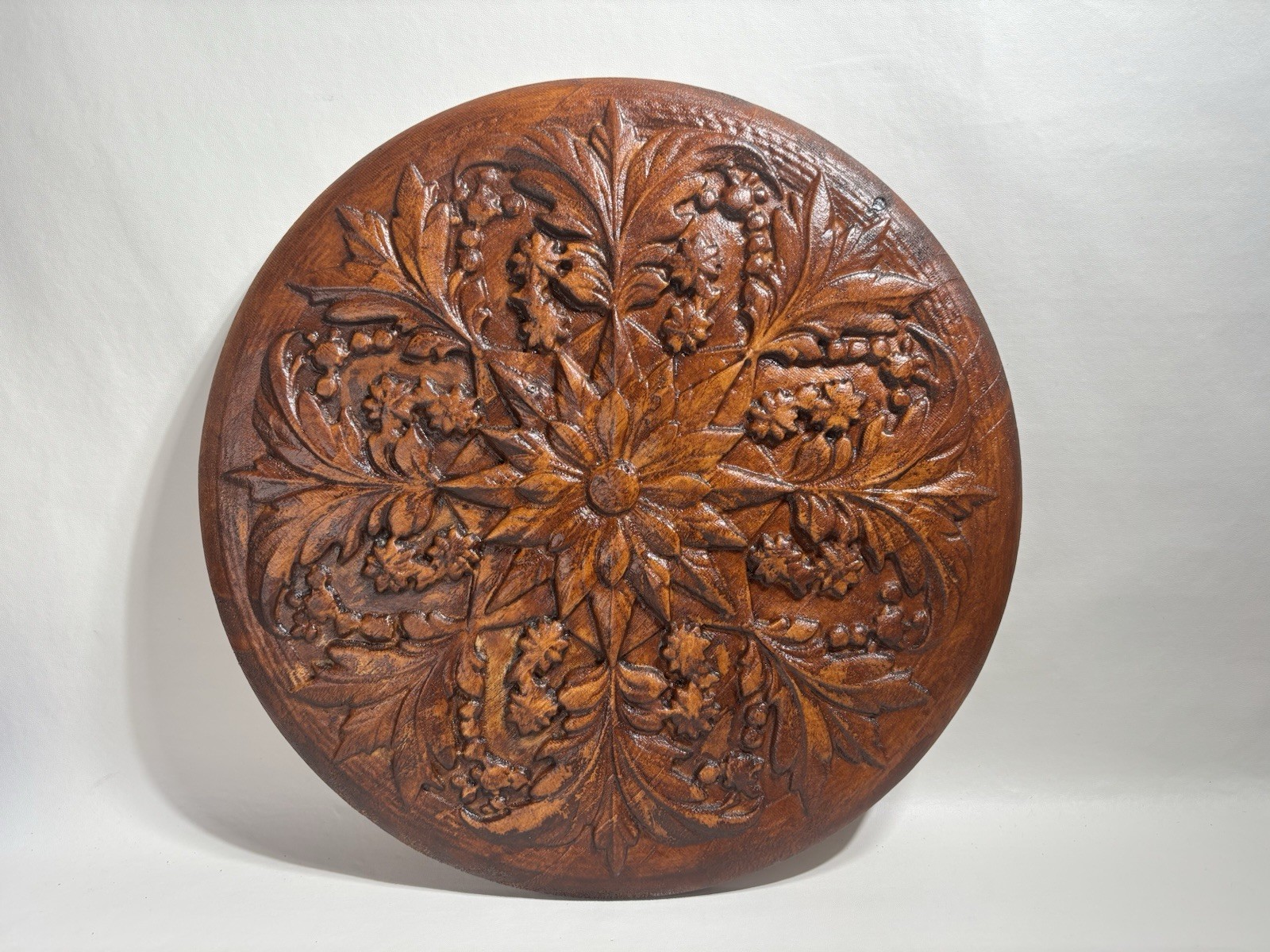 3D Wood Carved Floral Flowers Design Round Wall Art Home Decor Pine Custom-Made