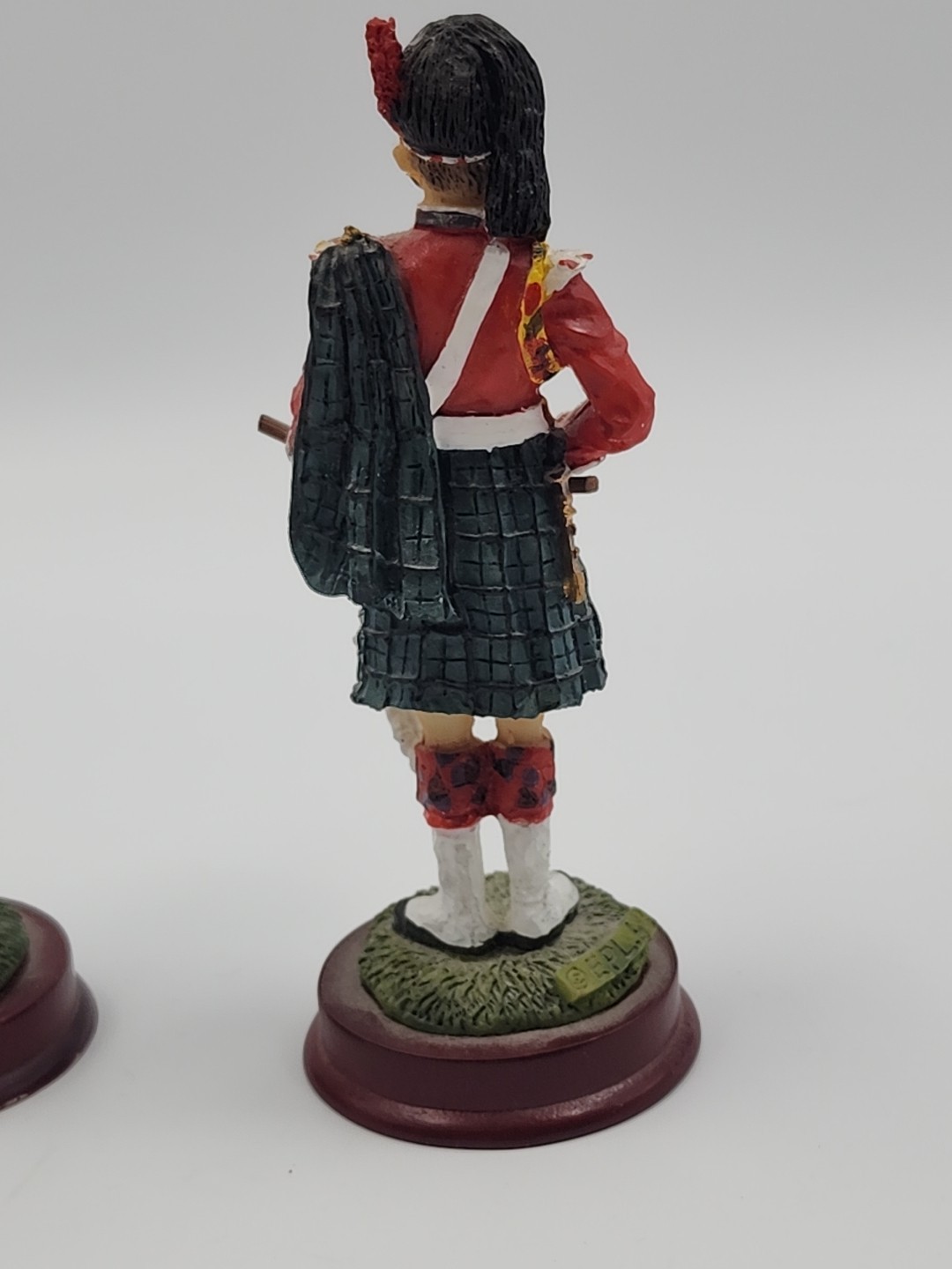 Set Of 2 Toscano Knights 6 Inches Tall European Styled Figurines Soldiers