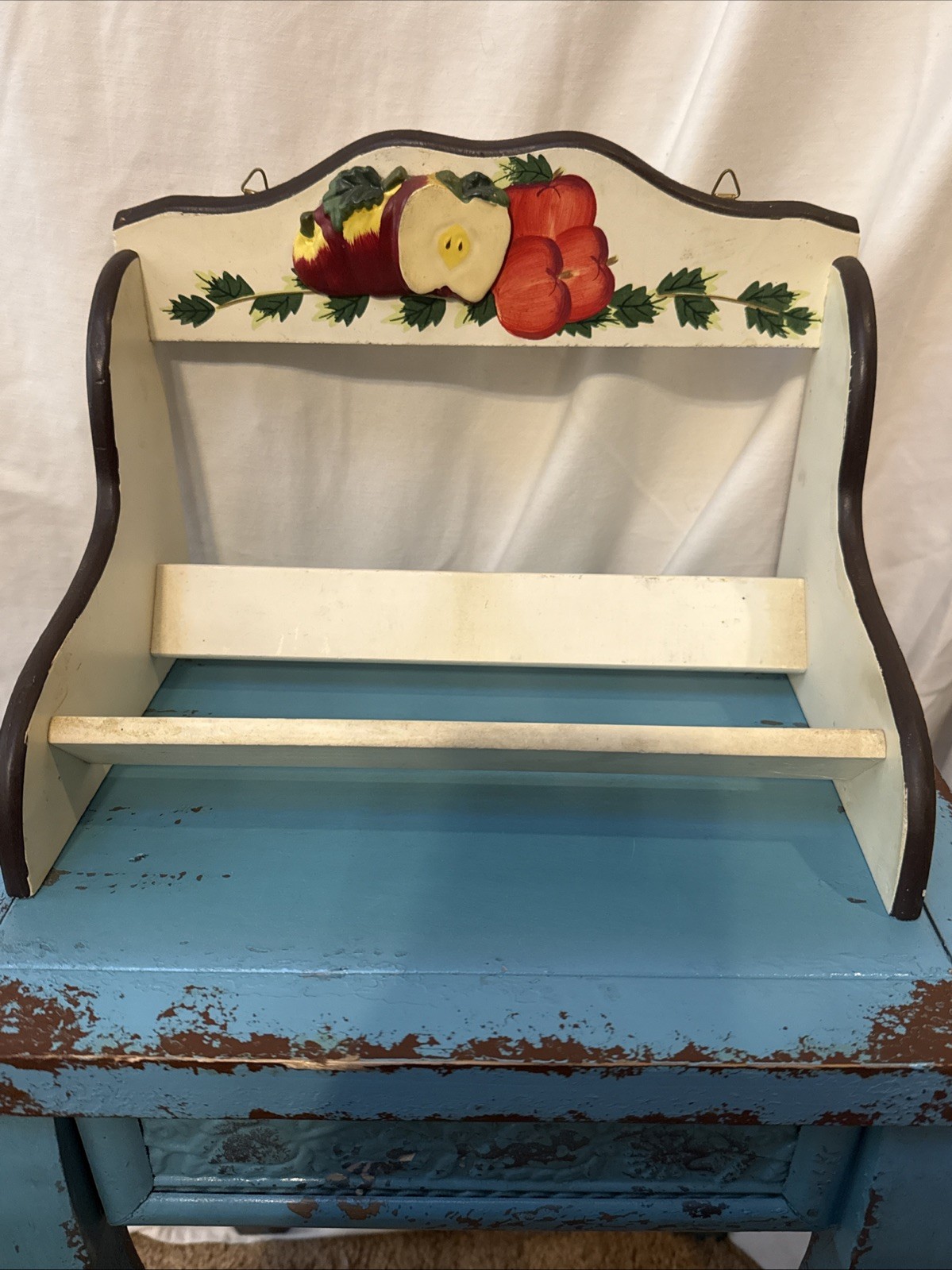 VTG 80s Farmhouse Wood Kitchen Shelf Hand Painted Apple Folk Art KMC Style