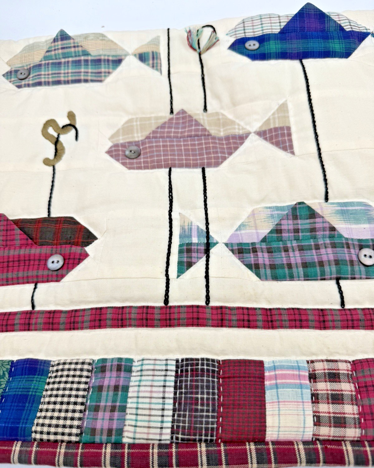 Rustic Fish Quilt Wall Hanging Plaid Border Applique Print 27 x 23 Cabin Lodge