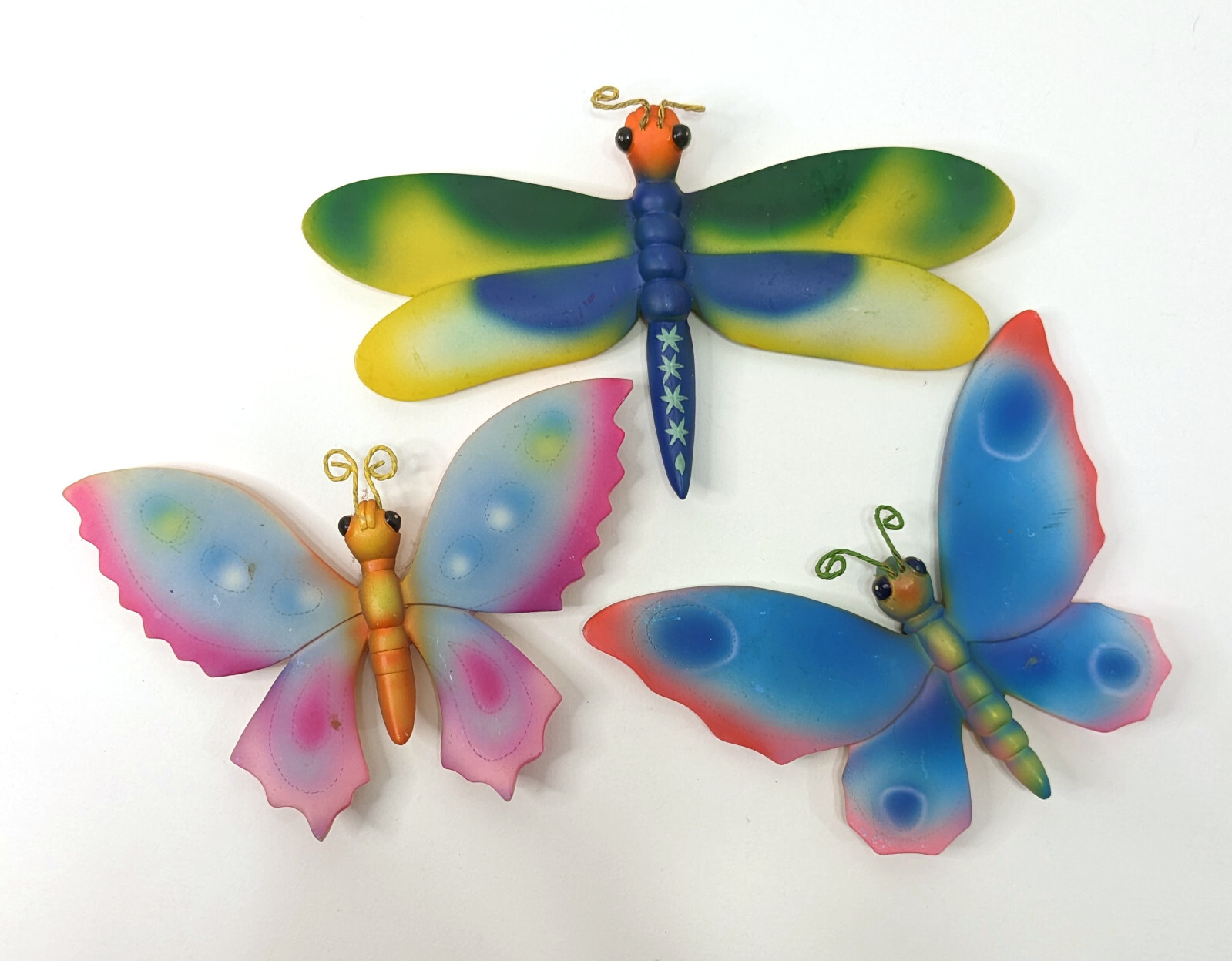 Butterflies (5-½ x 4”) & Dragonfly (7 x 4”) 3 pc Lot Resin Wall Hanging Decor