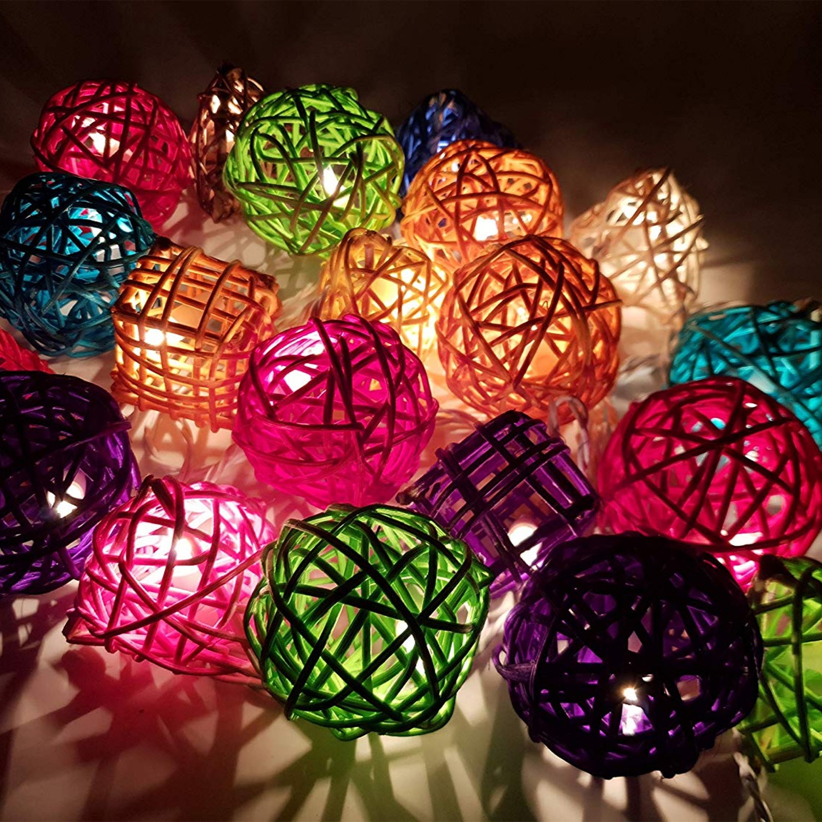 20 Pcs Rattan Decor 2.4/2/1.6/1.2″ Sapphire Blue/White/Sky Blue/Lake Blue