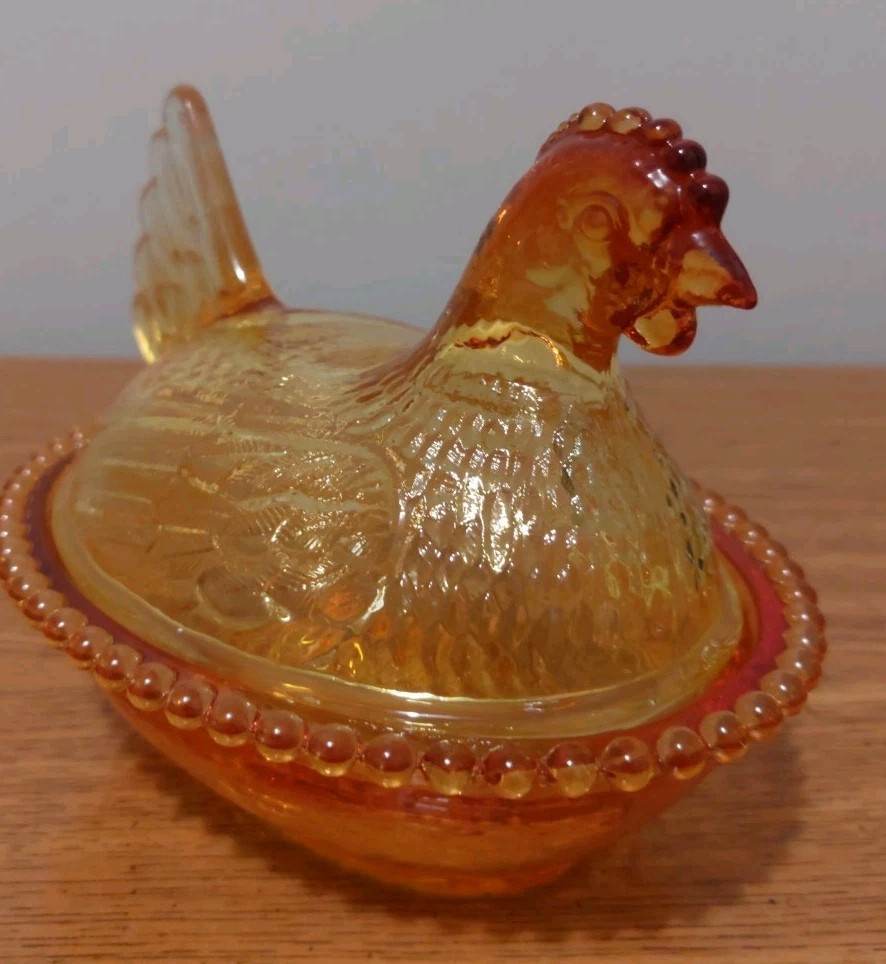 Amber Glass ”Hen on Nest” Covered Dish 5 1/2 In Tall 7 In Long NEW