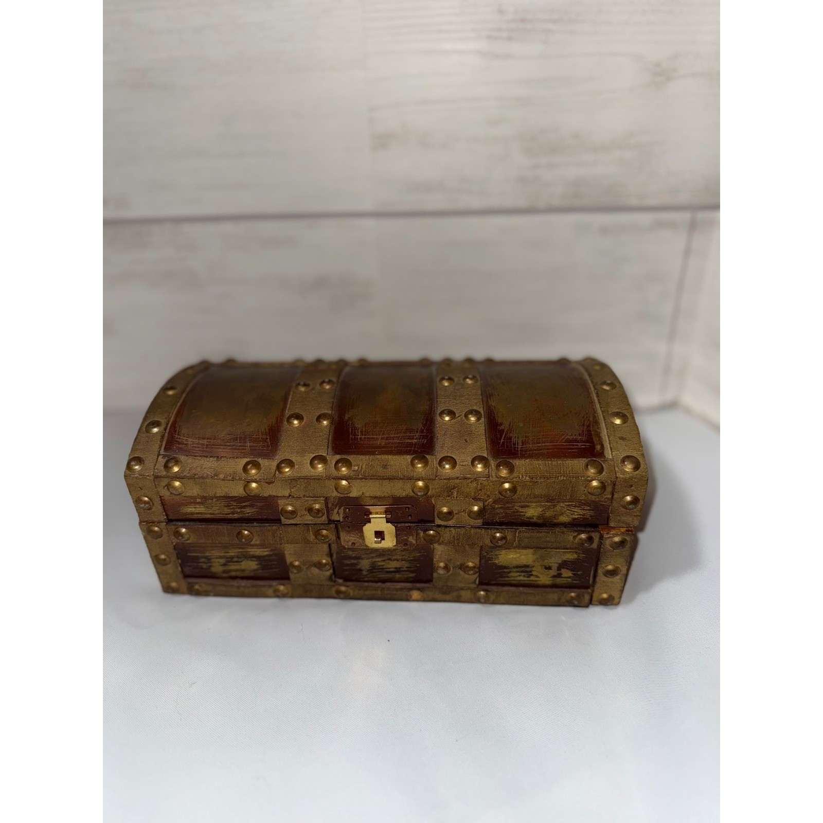 Vintage Style Wood Pirate Treasure Chest Decorative Trunk Gold Studded Brown 8in