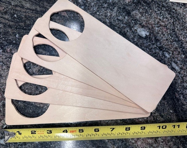 lot of 5 pieces Wooden Door Knob Hangers HangTags Wood burning blanks Crafts NEW