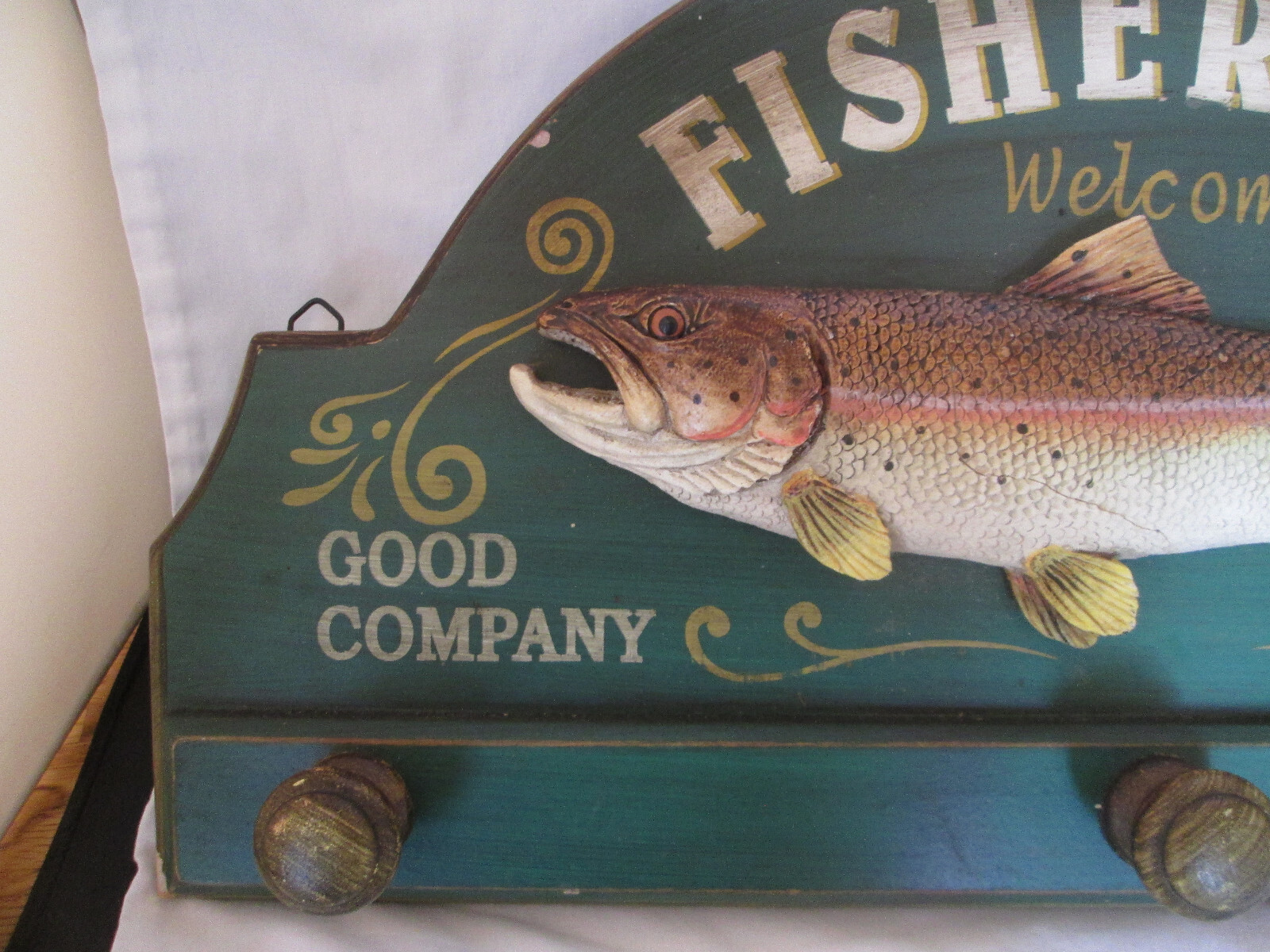Fishermen Welcome Wood Sign With Hat & Coat Hooks 20″ X 10″ 3-D Rainbow Trout