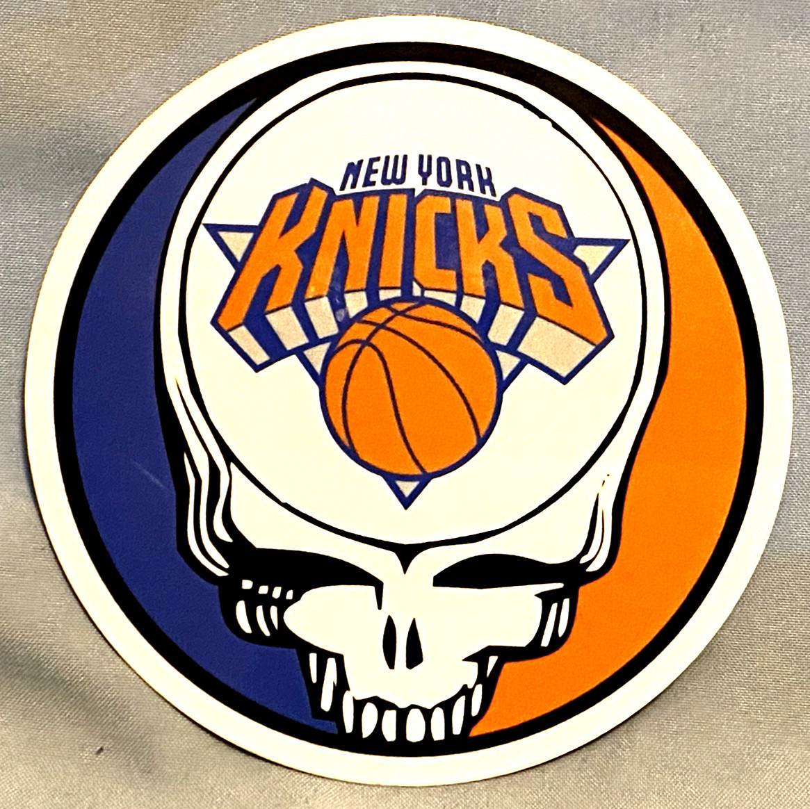 🌹⚡️GRATEFUL DEAD New York Knicks Stealie Sticker *NEW* Measures 3.5″ x 3.5″ ⚡️