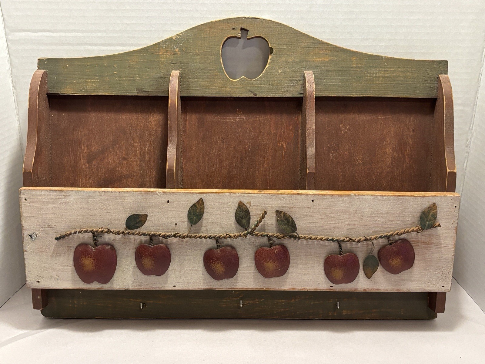 Vintage Wood Apple Mail Letter Key Holder Organizer Wall Hanging