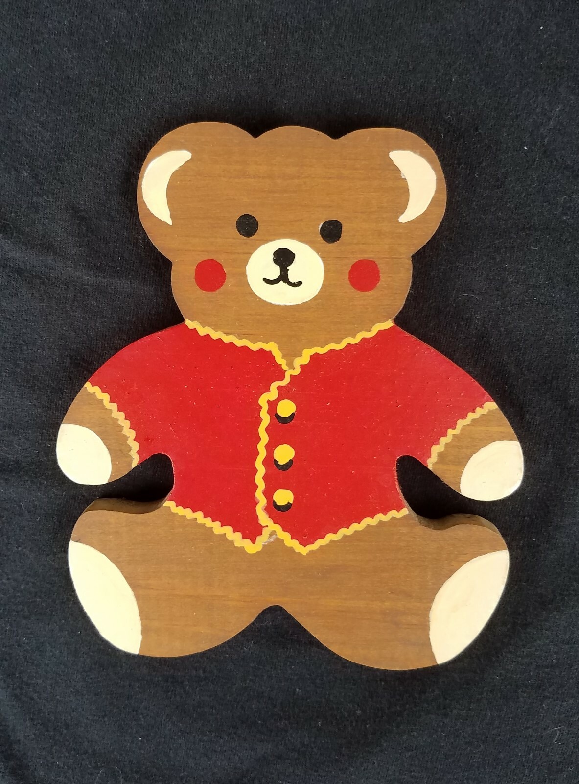 Cute hand painted wood cutout bear for wall hanging, 5 x 4-3/8 inches
