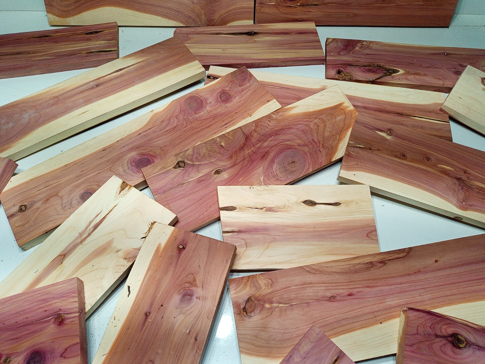 10lbs Red Cedar Wood PLANED SMOOTH Kiln Dry Scrap Lumber Drop Pieces SHIPs FREE!