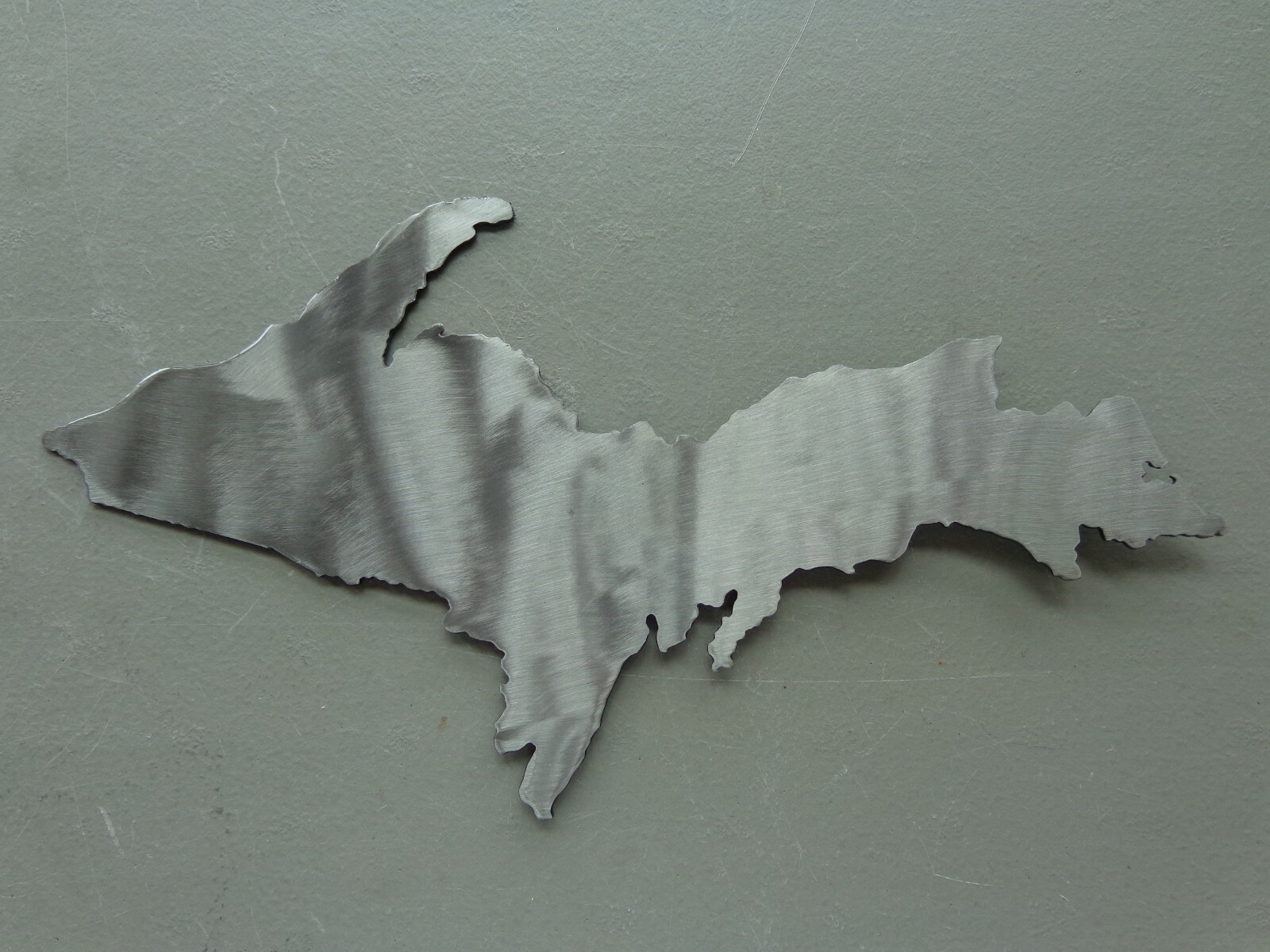 Upper Peninsula Michigan Outline Plasma Cut Wall Art 12″ W Different Colors